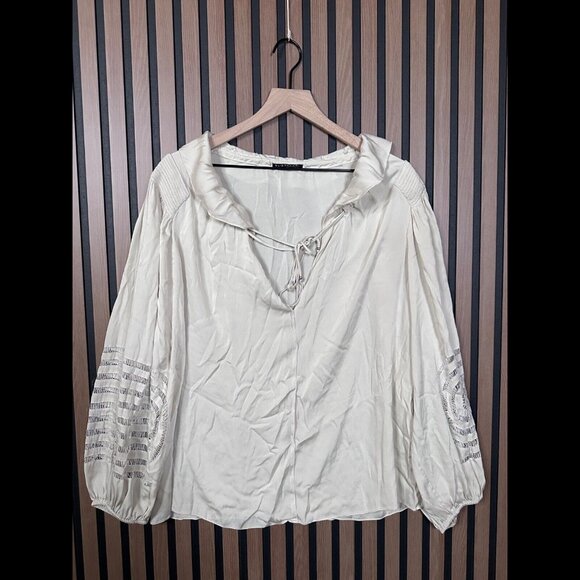 Elie Tahari Tops - Elie Tahari Blouse Medium / Large Womens Woven Balloon Sleeve Collared Satin